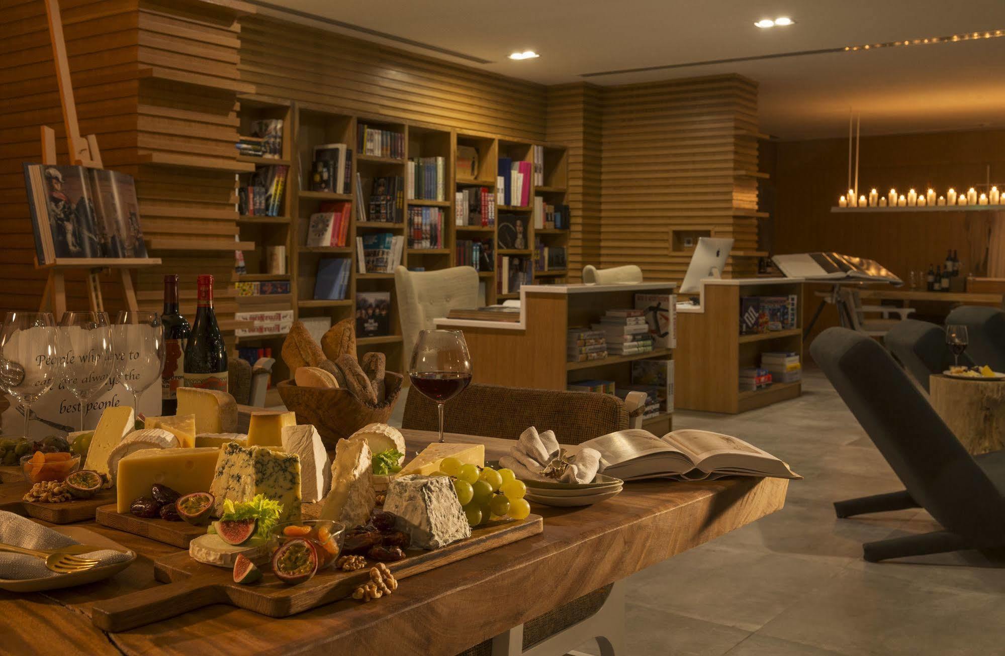 Nurai Island, Saadiyat Resort
